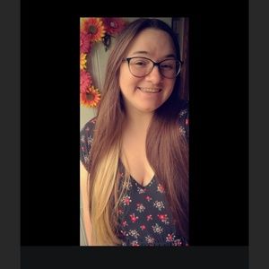 Meet your Posher, Hailey